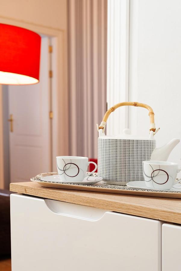 Apartamento Pasaje Valvanera Sevilla Exteriör bild
